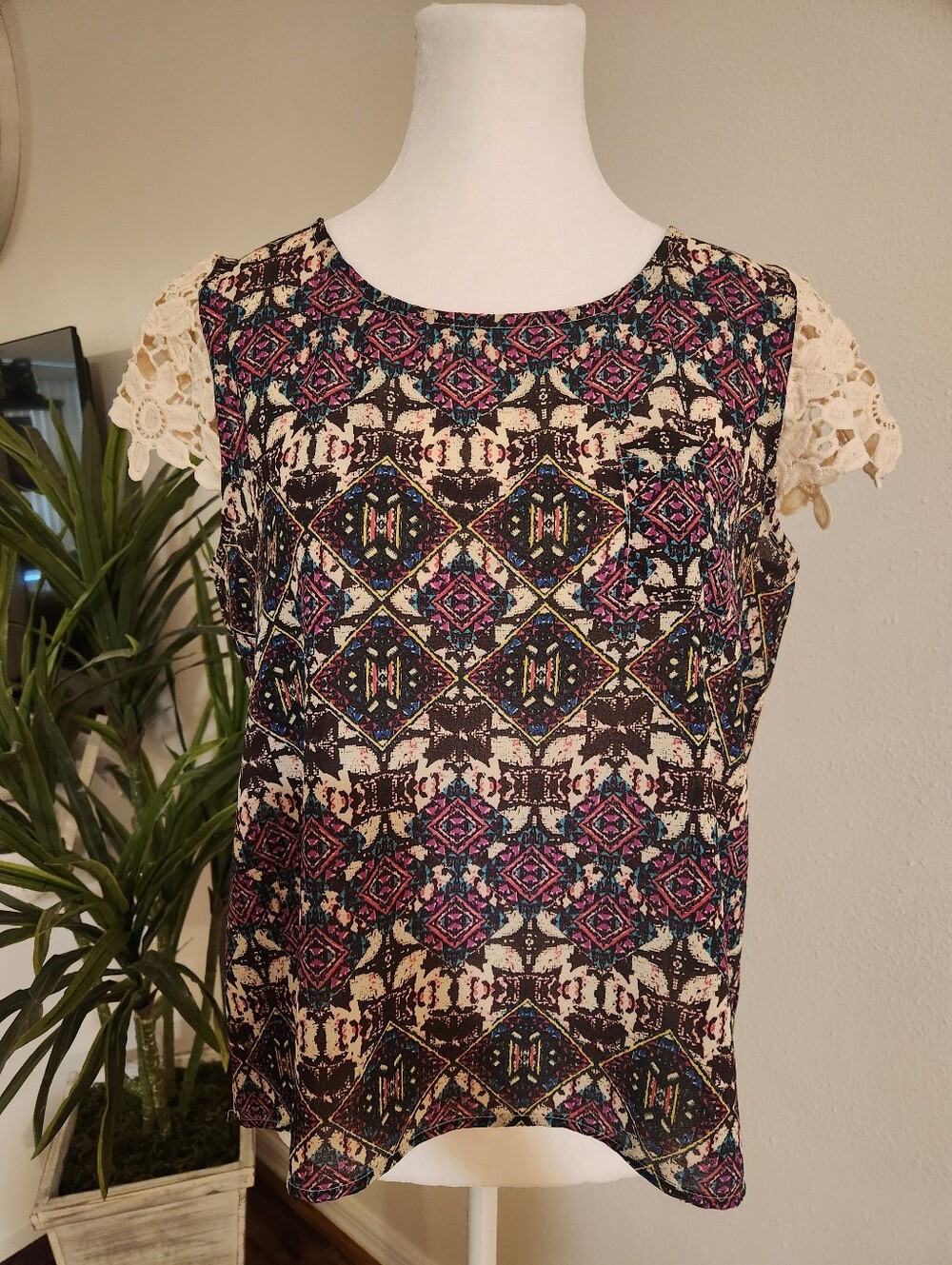 Xhilararion Blouse